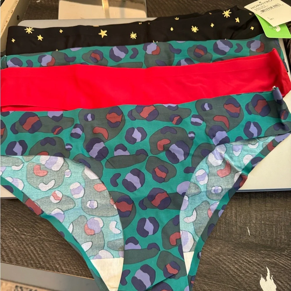NEW Nordstrom hipster fashion underwear 4 pairs size large